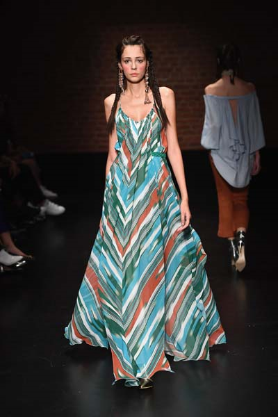 KARADENİZİN HAREKETLİ VE DOĞAL KADINLARI