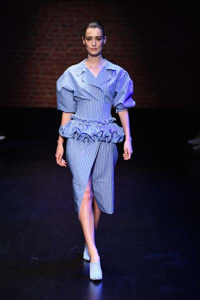 SUDIETUZDA FIRFIRLARIN DANSI