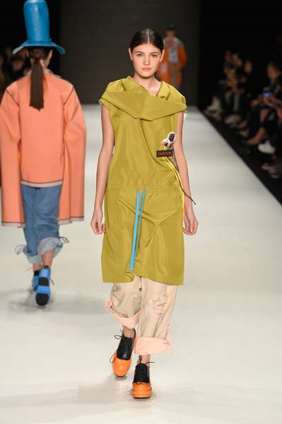 YENİ NESİL TASARIMCILARIN AYAK SESLERİ