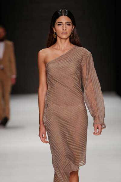 ATIL KUTOĞLUNDAN LÜKSE MODERN YORUM