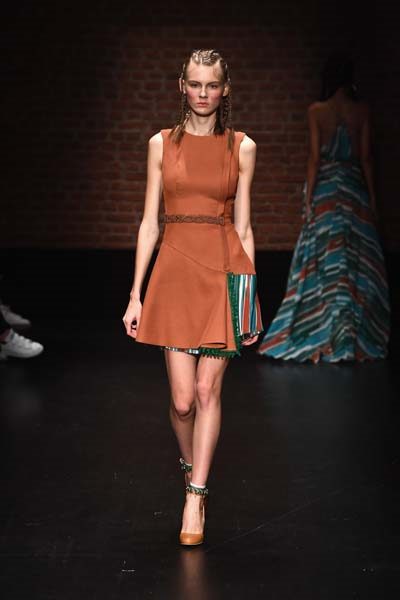 KARADENİZİN HAREKETLİ VE DOĞAL KADINLARI