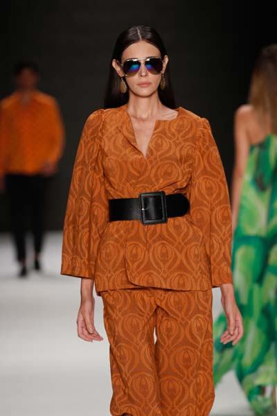 ATIL KUTOĞLUNDAN LÜKSE MODERN YORUM