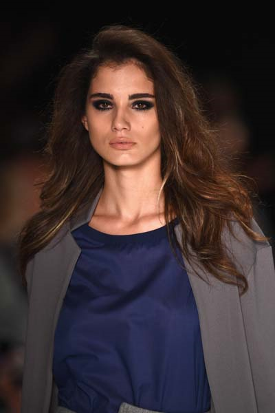 AYŞE DENİZ YEĞİN DEFİLESİ