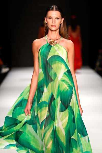 ATIL KUTOĞLUNDAN LÜKSE MODERN YORUM