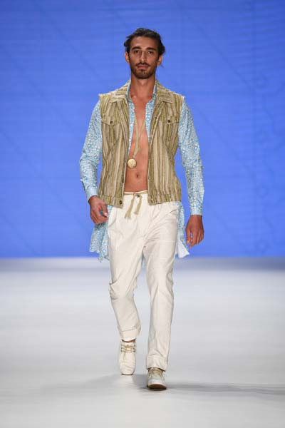 ÖZGÜR ERKEK GİYİM KOLEKSİYONU