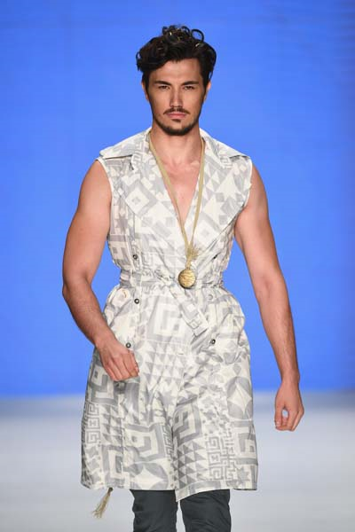 ÖZGÜR ERKEK GİYİM KOLEKSİYONU