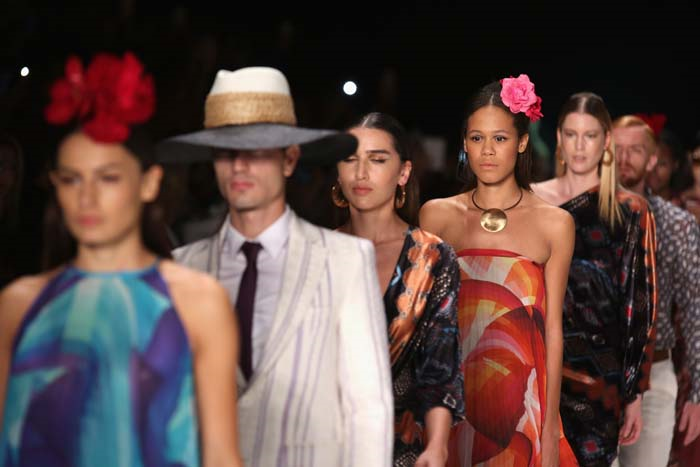 ATIL KUTOĞLUNDAN LÜKSE MODERN YORUM