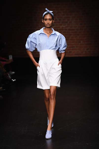 SUDIETUZDA FIRFIRLARIN DANSI