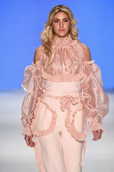 MBFWIDE AFFFAIR DEFİLESİ