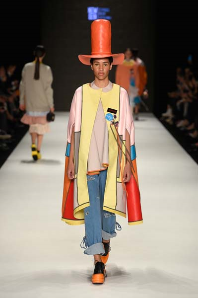 YENİ NESİL TASARIMCILARIN AYAK SESLERİ