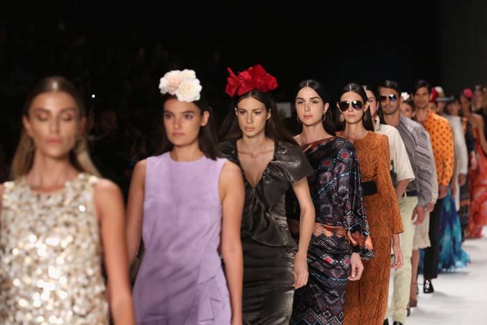 ATIL KUTOĞLUNDAN LÜKSE MODERN YORUM