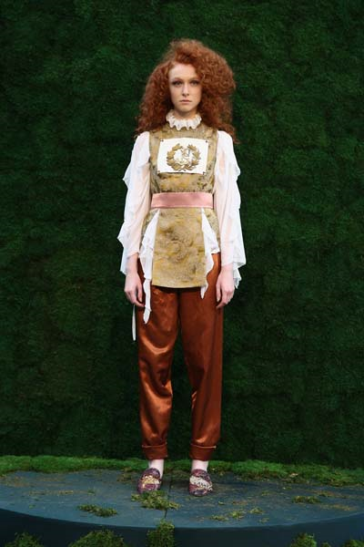  ÖZLEM SÜERDEN “GARDEN OF SIMONE"