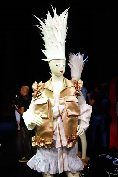  MEHTAP ELAİDİNİN SEVGİLİ GÜNLÜK KOLEKSİYONU