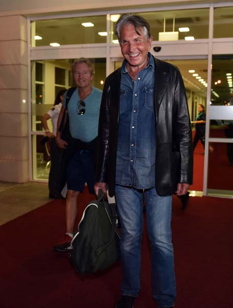 ANTALYA’YA YILDIZ YAĞMURU BAŞLADI