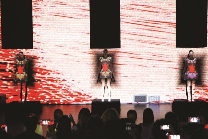 MERCEDES-BENZ FASHION WEEK ISTANBUL 2017 İLKBAHAR-YAZ KOLEKSİYONLARI