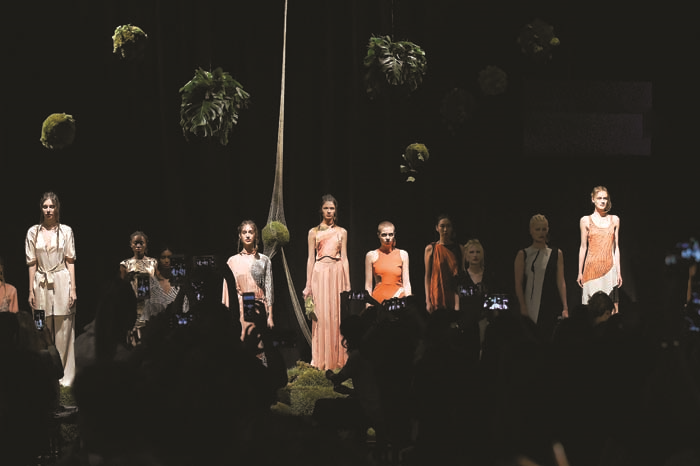 MERCEDES-BENZ FASHION WEEK ISTANBUL 2017 İLKBAHAR-YAZ KOLEKSİYONLARI