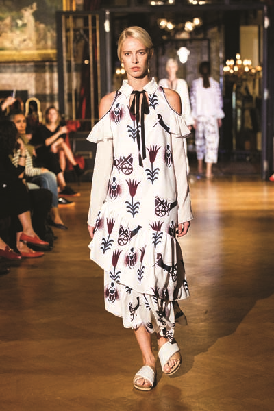 MERCEDES-BENZ FASHION WEEK ISTANBUL 2017 İLKBAHAR-YAZ KOLEKSİYONLARI