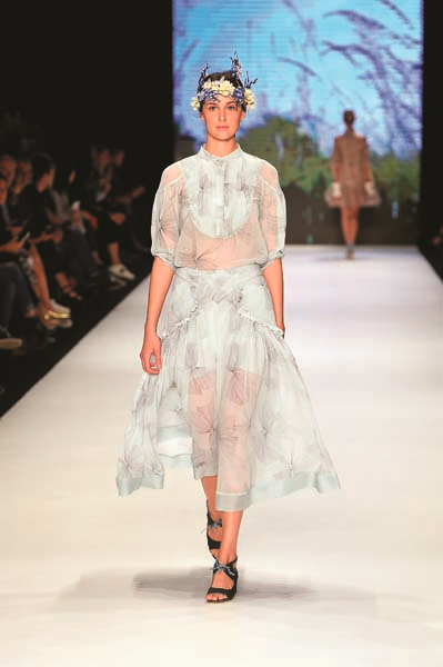 MERCEDES-BENZ FASHION WEEK ISTANBUL 2017 İLKBAHAR-YAZ KOLEKSİYONLARI