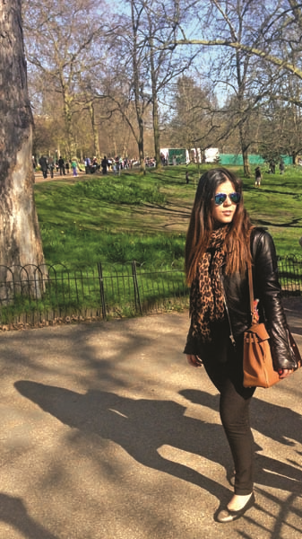 İPEK AYAYDIN ABDİKİN LONDRASI