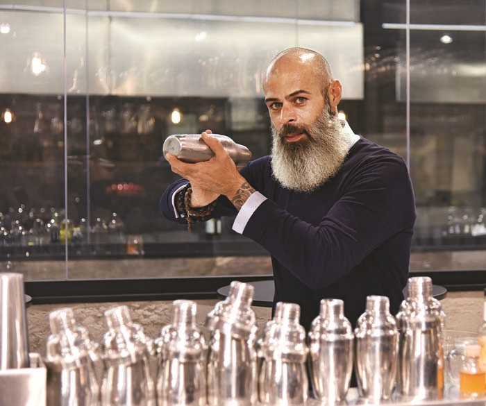 SOHBETLE RENKLENEN EĞLENCELİ YEMEK ATÖLYESİ