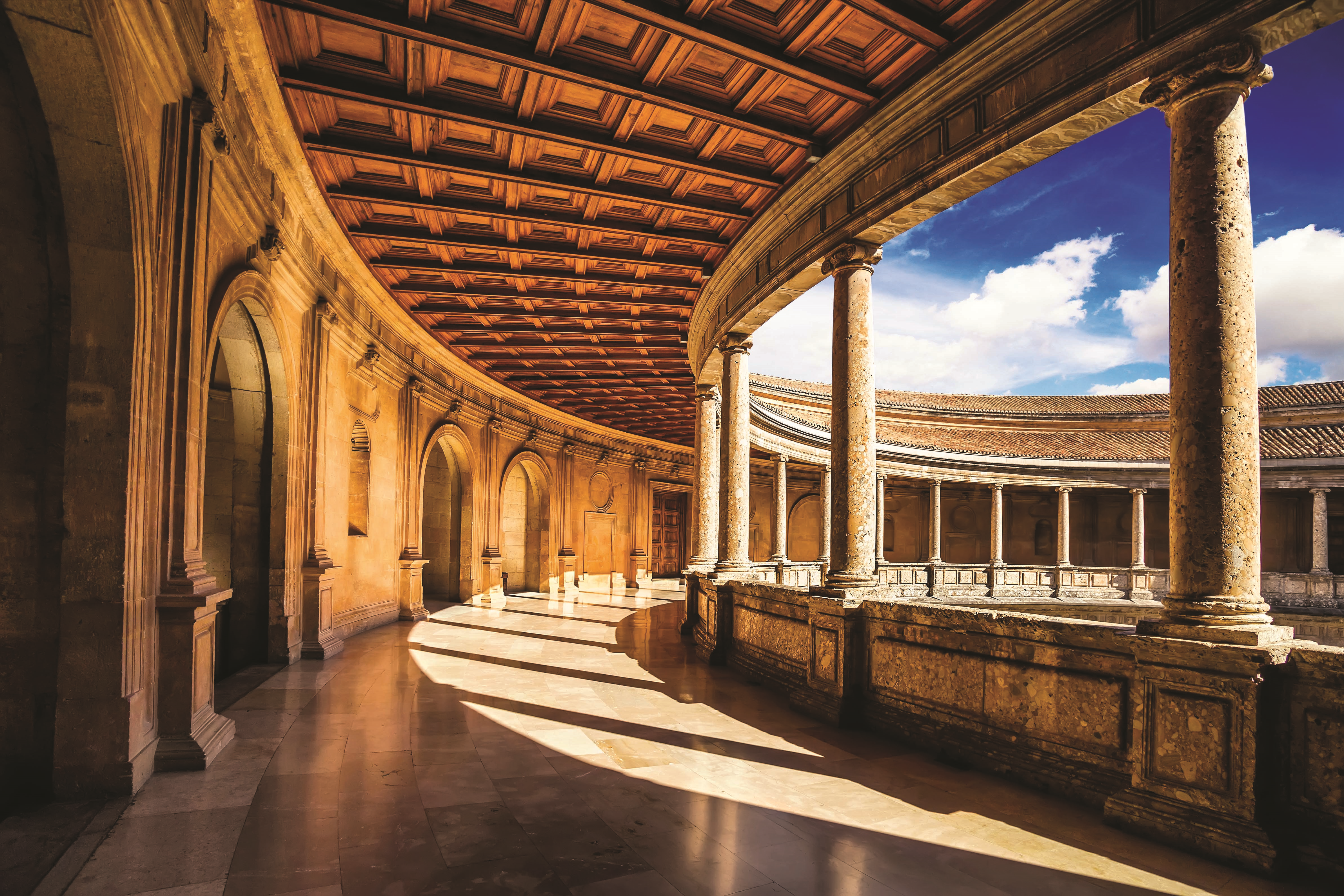 YONCA EBÜZZİYA’NIN ENDÜLÜS’Ü