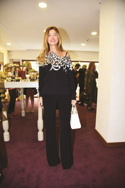 YENİ KOLEKSİYONDA MÜCEVHERLERİN IŞILTISI