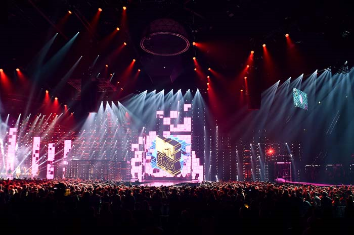 MTV AVRUPA MÜZİK ÖDÜLLERİ SAHİPLERİNİ BULDU