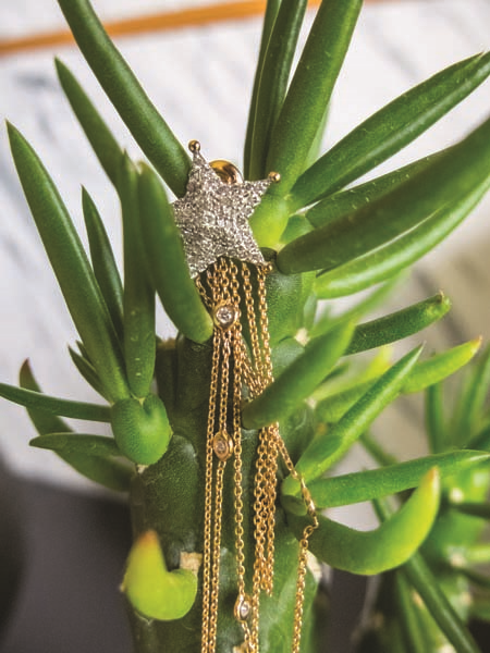 MİLKA KARAAĞAÇLI’NIN MÜCEVHER KUTUSU