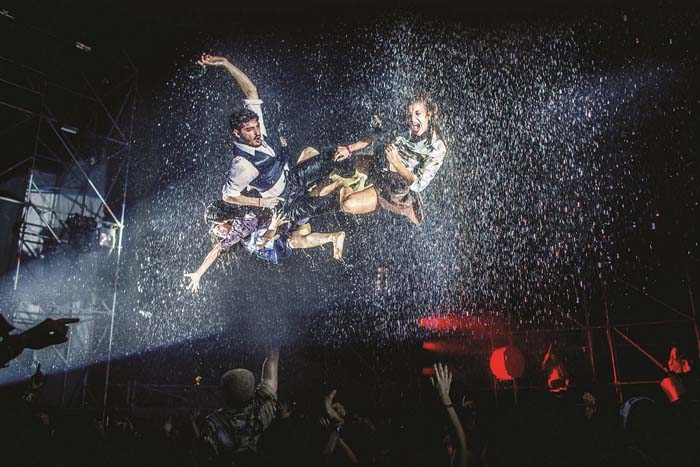 TEKNOLOJİ VE SANATIN BİR ARAYA GELDİĞİ GÖSTERİ