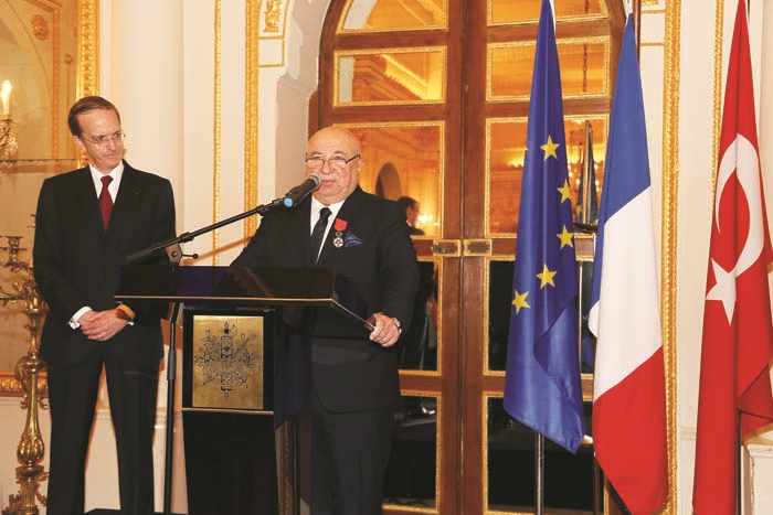 SANİ ŞENER’E FRANSA’DAN LEGION D’HONNEUR NİŞANI