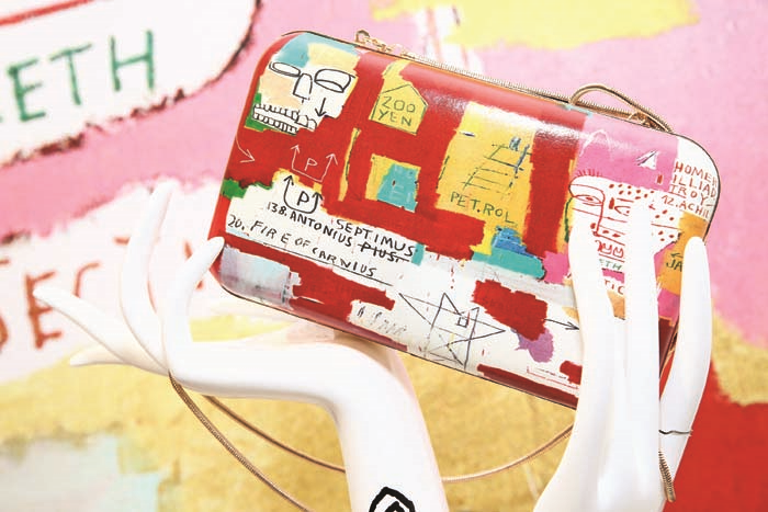 MODAYA GRAFFİTTİ DOKUNUŞU