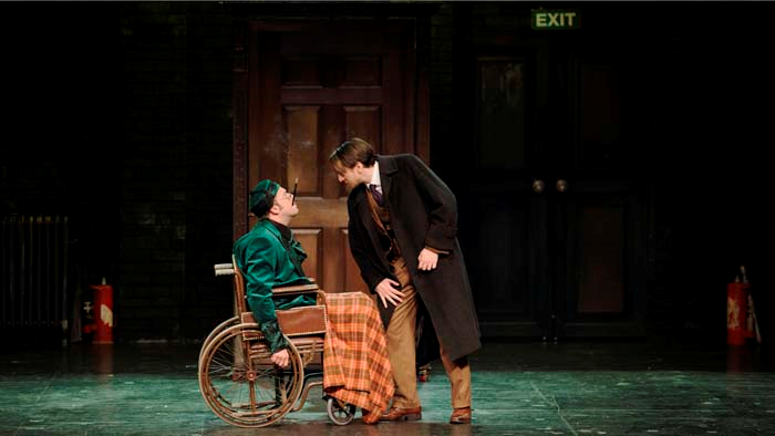 KOMİK BİR CASUSLUK SERÜVENİ