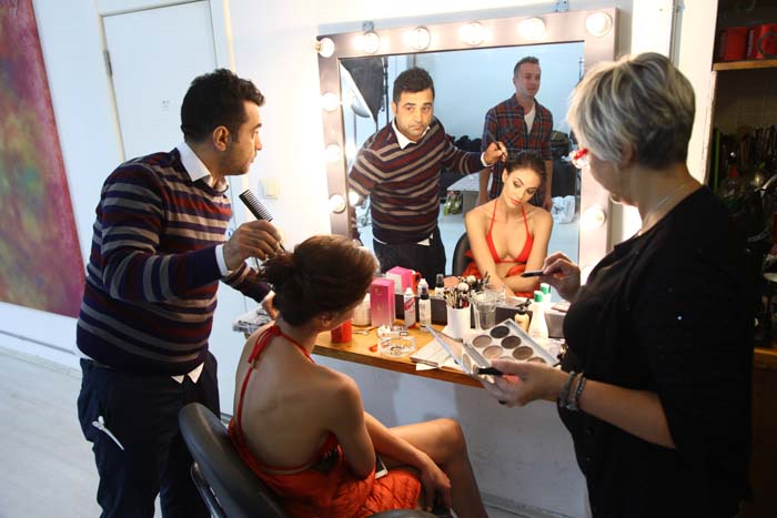 LEONARDO DICAPRIONUN ESKİ SEVGİLİSİ İSTANBULDAYDI