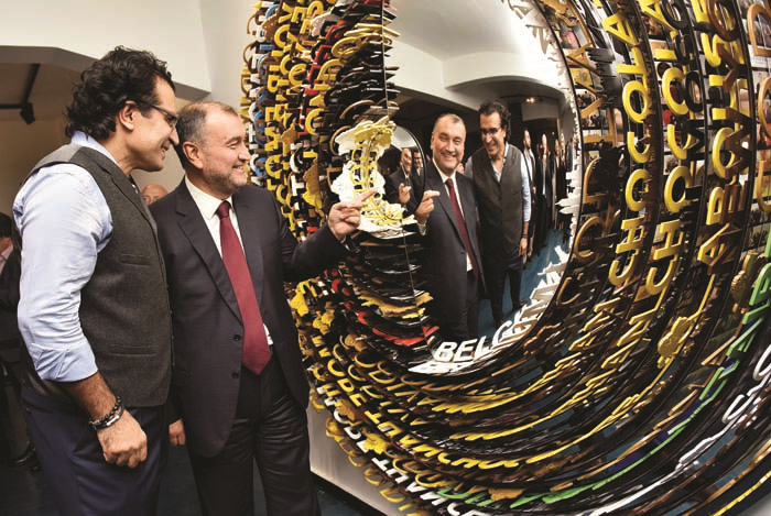 ESERLE KUTLANAN 90. YAŞ SANAT ZAMANI