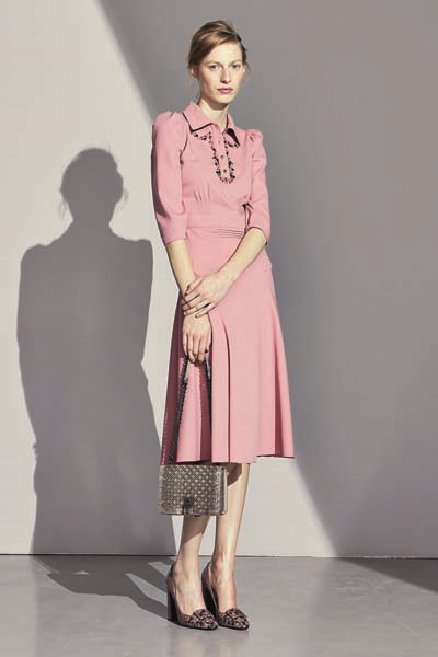 BOTTEGA VENETA 2017YE GÖZ KIRPIYOR