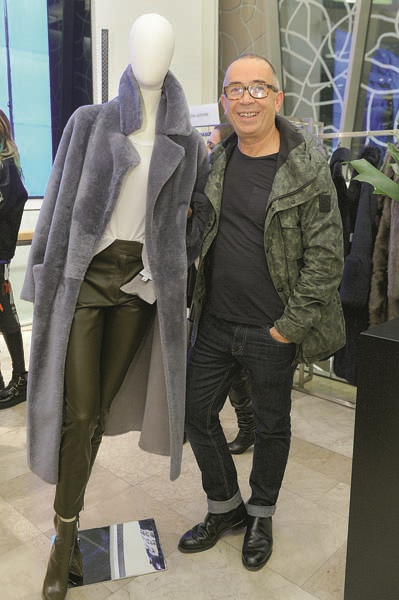 DERİ VE KÜRK  KOLEKSİYONU  BEĞENİ TOPLADI