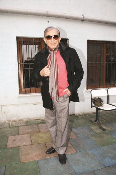 TİYATRONUN USTALARI ÖĞRENCİLERLE BULUŞTULAR