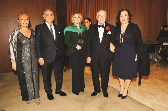 HER ŞEY  ENGELLERİ KALDIRMAK İÇİN