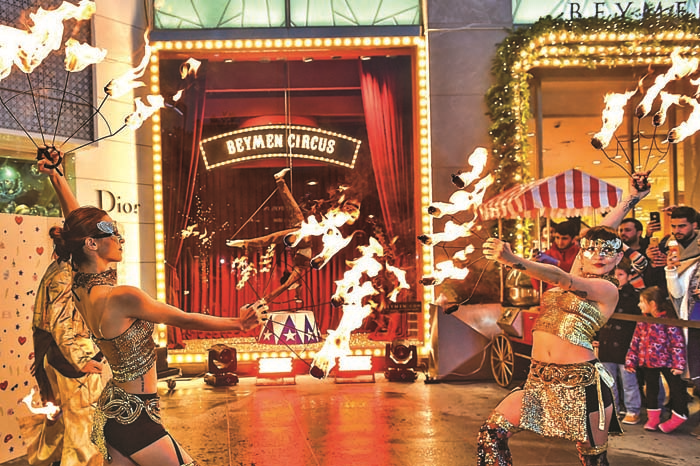 SİRK DÜNYASIYLA YENİ YIL COŞKUSU