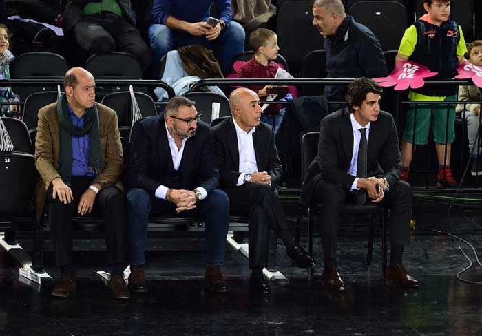 DAÇKA ÜNLÜ İSİMLERİ AĞIRLADI