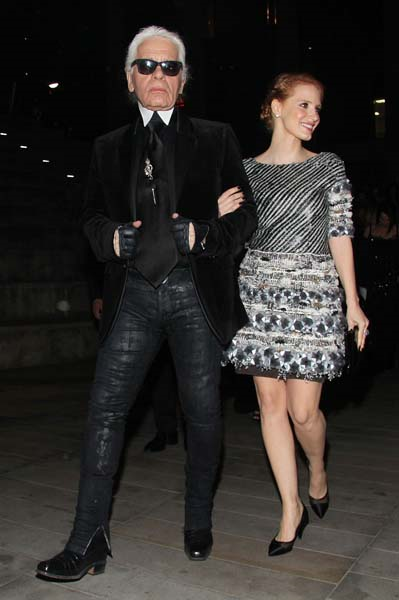 KARL LAGERFELD’İ EN ÇOK KİM SEVİYOR?