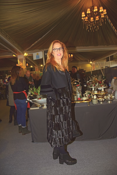 OTİZMLİ ÇOCUKLAR YARARINA YILBAŞI ALIŞVERİŞ ŞENLİĞİ 