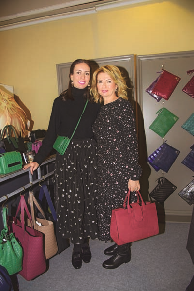 OTİZMLİ ÇOCUKLAR YARARINA YILBAŞI ALIŞVERİŞ ŞENLİĞİ 