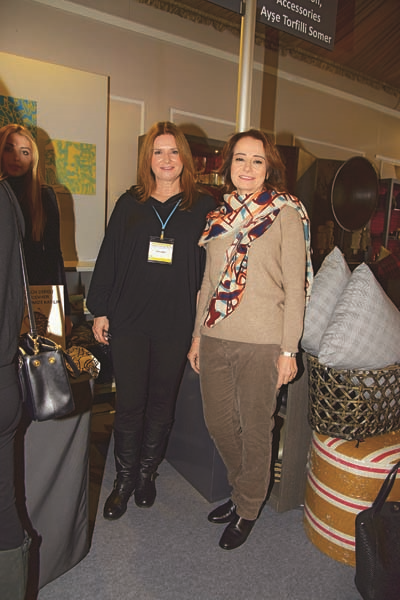 OTİZMLİ ÇOCUKLAR YARARINA YILBAŞI ALIŞVERİŞ ŞENLİĞİ 