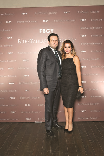 CAZ MÜZİĞİYLE RENKLENEN  ŞIK DAVET