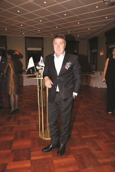 VAHŞİ DOĞA FOTOĞRAFÇISINDAN “KENYA’NIN YABAN YÜZÜ”