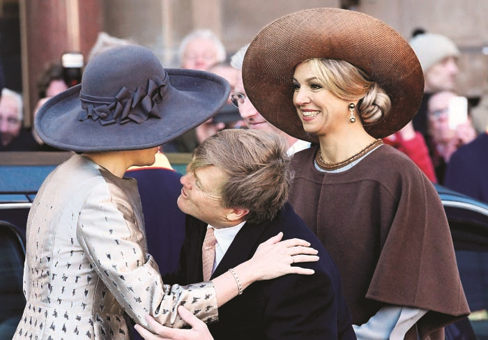 HOLLANDA KRALİÇESİ MAXİMA,  BELÇİKA KRALİÇESİNİ AĞIRLADI