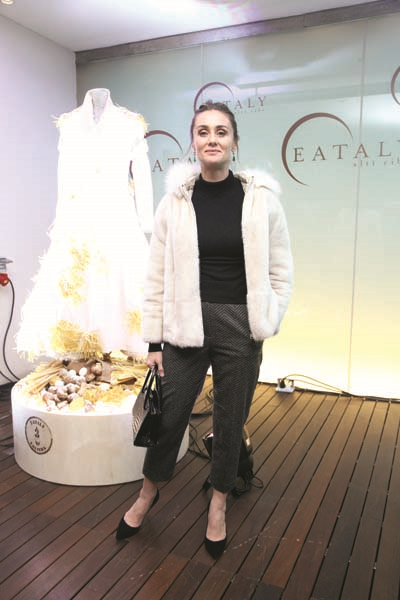 BAHAR KORÇAN’DAN MAKARNAYA  MODA DOKUNUŞU 