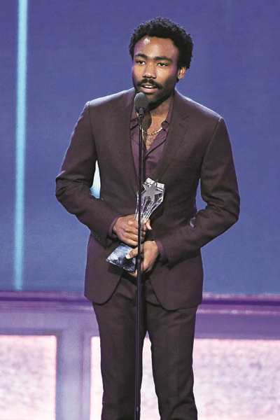 “LA LA LAND” İLE ÖDÜL SEZONUNA MÜZİKAL BAŞLANGIÇ