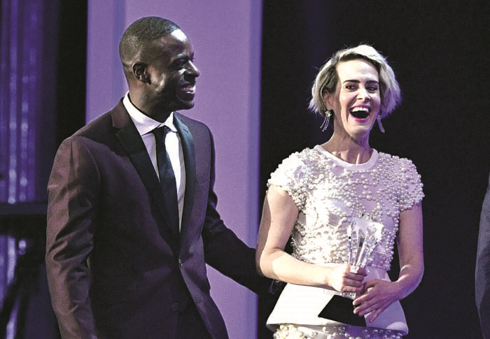 “LA LA LAND” İLE ÖDÜL SEZONUNA MÜZİKAL BAŞLANGIÇ